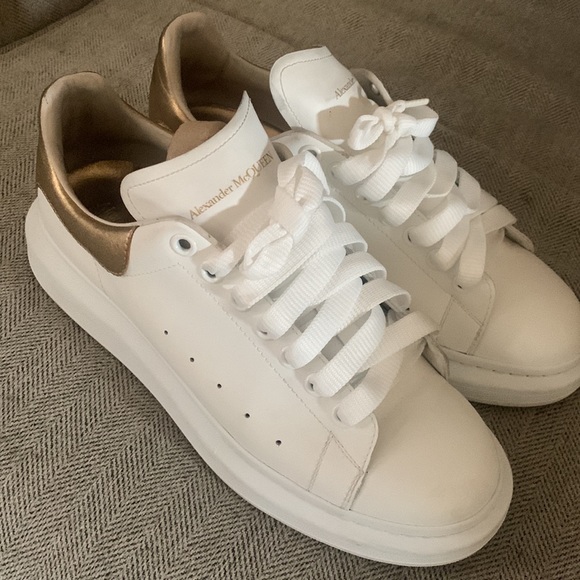 Good condition ✅ - Picture 2 of 5